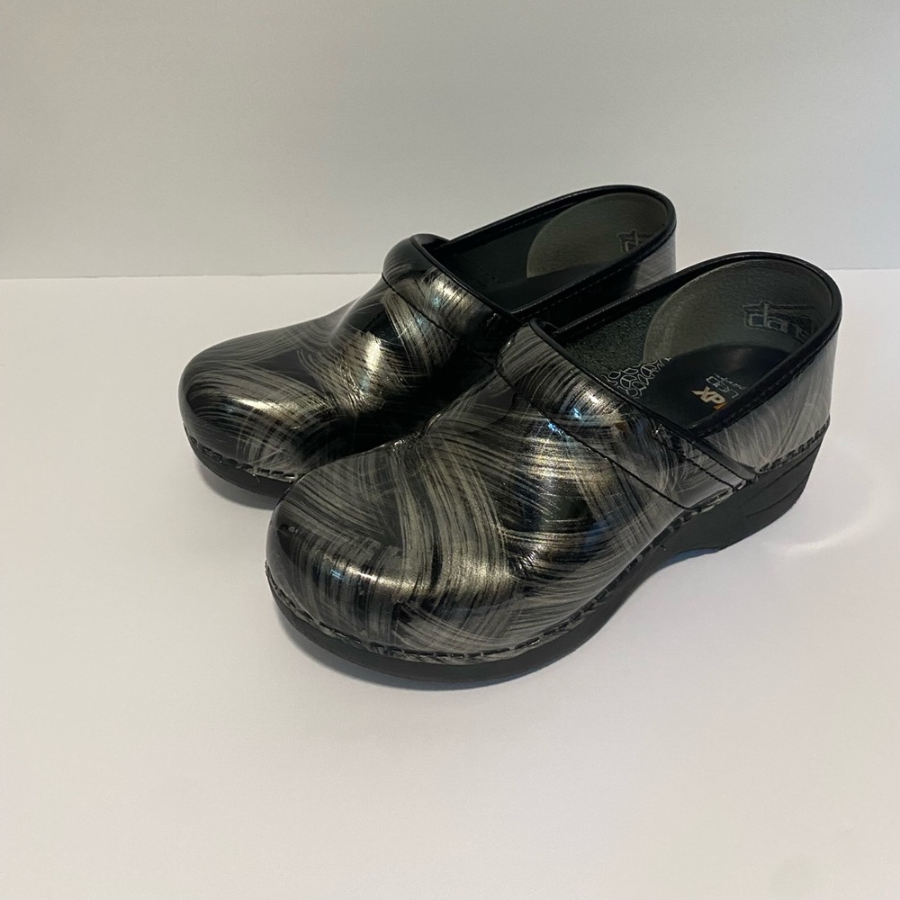 Dansko Women's Black/Silver Swirl Patterned Clogs